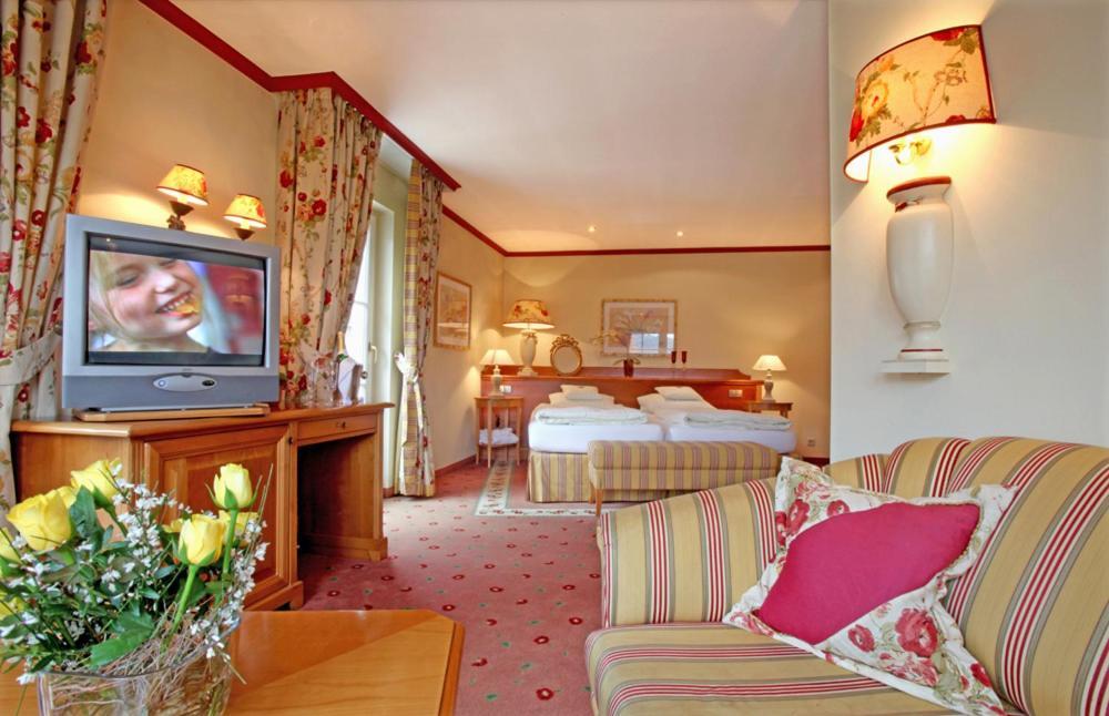 Hotel Behringer'S Traube Badenweiler Bilik gambar